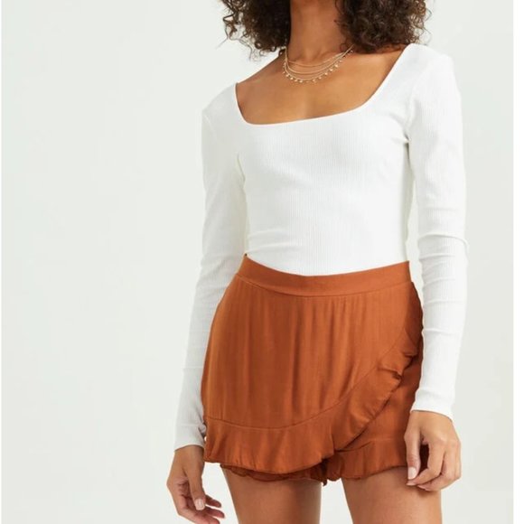 Altar'd State Pants - ALTAR'D STATE Riley Skort L camel ruffle hem